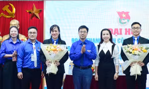 Chị Nguyễn Thu Trang tái cử Bí thư Đoàn Thanh niên SCIC