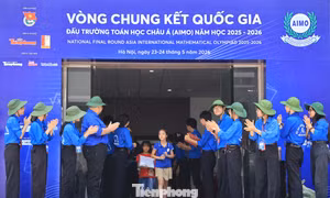 [TRỰC TIẾP] Vinh danh các 'cao thủ' giải Toán bằng tiếng Anh