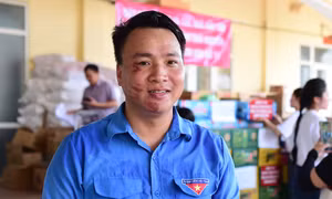 Vết thương trên mặt của Bí thư đoàn phường ở 'rốn lũ' Thái Nguyên