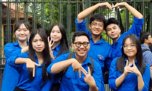Nam sinh '3 tốt' được kết nạp Đảng ở tuổi 18