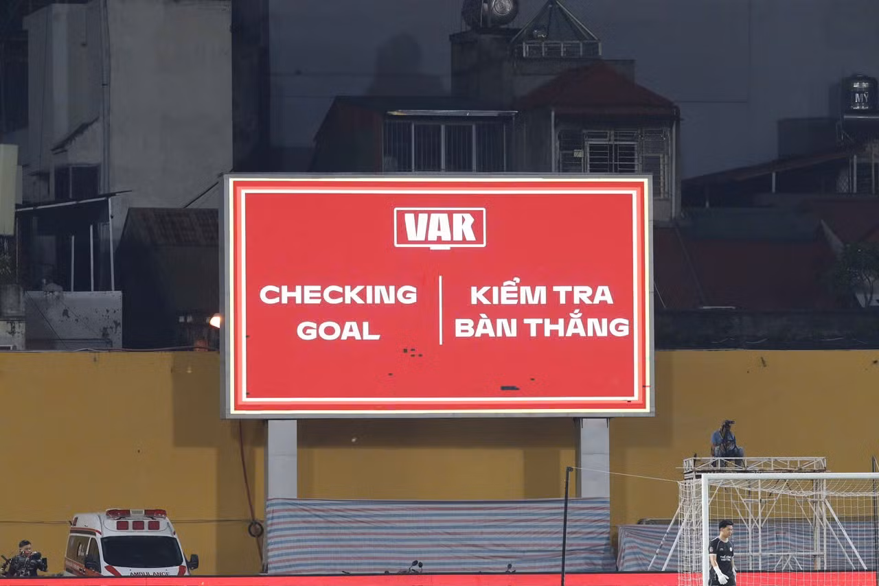 2aobor46lbvarvi7zjttzbrjryfnkulhnxo75ky4.jpg