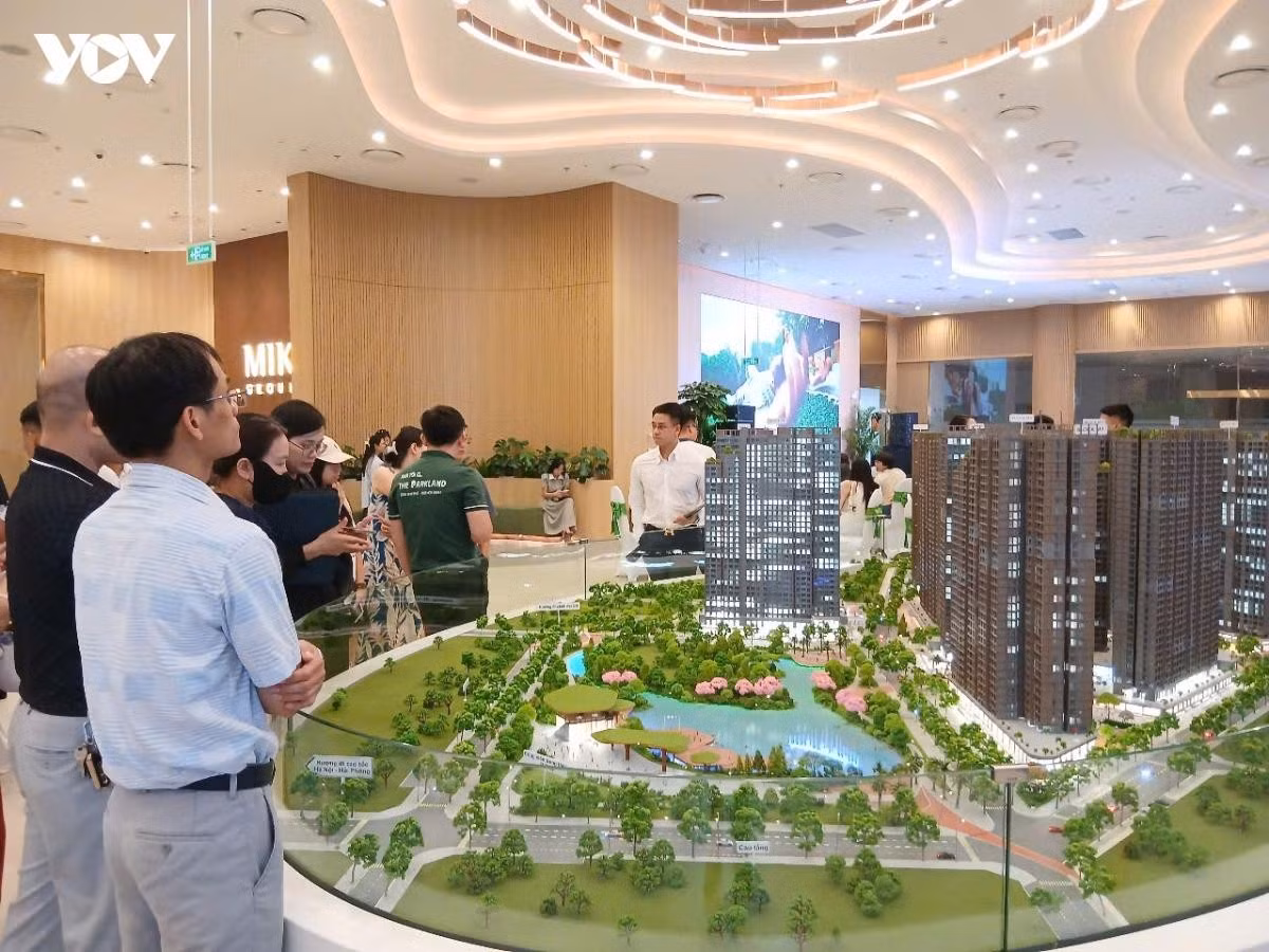 Nhiều chủ đầu tư tung chính sách bán hàng.