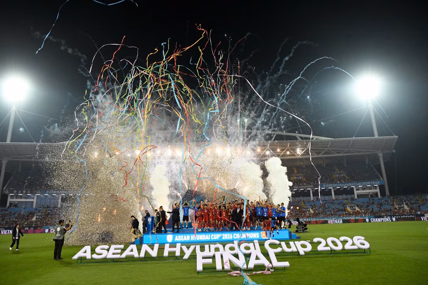 f00cfbcf-d216-4f2a-a664-597bbc54de91.jpg