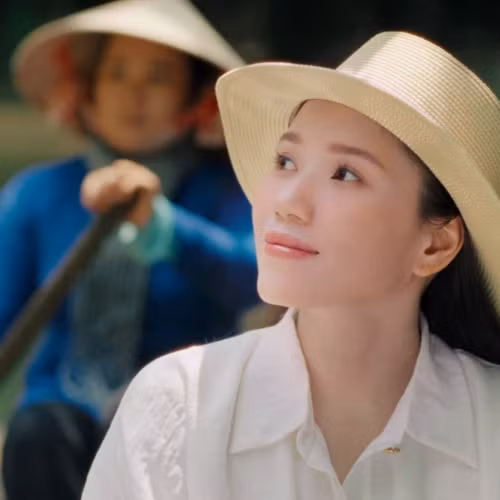 Thùy Chi "rót mật" vào điệu hò miền Tây bằng chất giọng Bắc đặc trưng