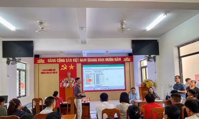 Vì sao 474 học sinh lớp 6 ở Hà Tĩnh sát ngày khai giảng mới bốc thăm chia lớp?