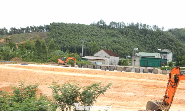 'Nút thắt' lớn nhất tại dự án cao tốc 24.000 tỷ qua Nghệ An 