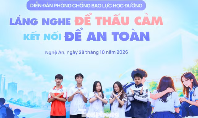 Học sinh Nghệ An sẵn sàng đối thoại về bạo lực học đường