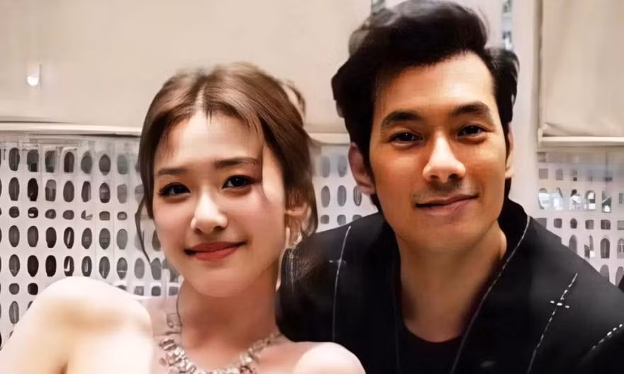 Khả Ngân - Nhan Phúc Vinh công khai yêu khiến cả showbiz ngỡ 