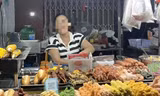 Hàng xiên que vỉa hè ở Đà Nẵng bị tố ‘chặt chém’ khách nước ngoài