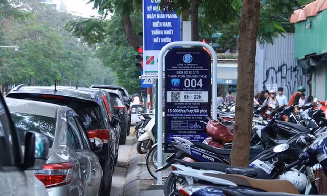 Hà Nội: Giá trông ô tô trong Vành đai I tăng gấp rưỡi 