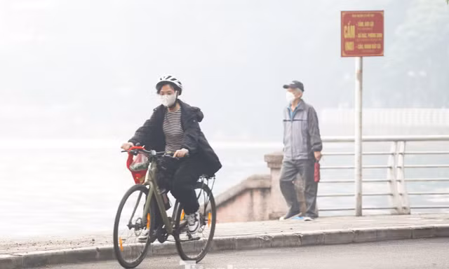 Hà Nội triển khai drone theo dõi, phun sương dập bụi giảm ô nhiễm không khí