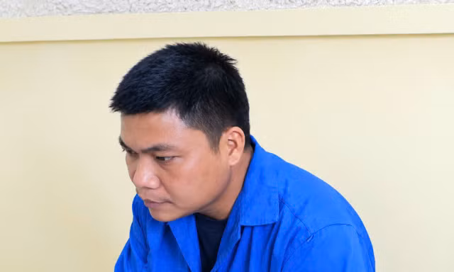 Khởi tố đối tượng 'hô biến' sổ đỏ của người khác thành tên mình