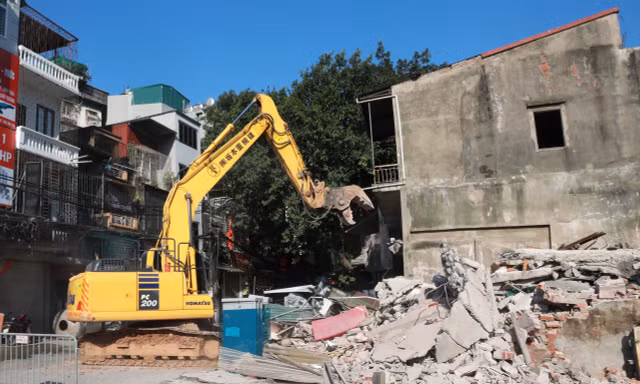 Hà Nội yêu cầu giải quyết kiến nghị giải phóng mặt bằng dự án bãi đỗ xe tại Vành đai 1 trong 10 ngày