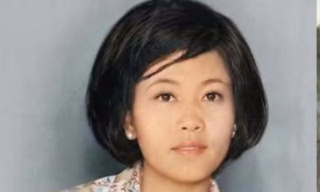 Tìm thấy ảnh chân dung phụ nữ trong phần mộ liệt sĩ 