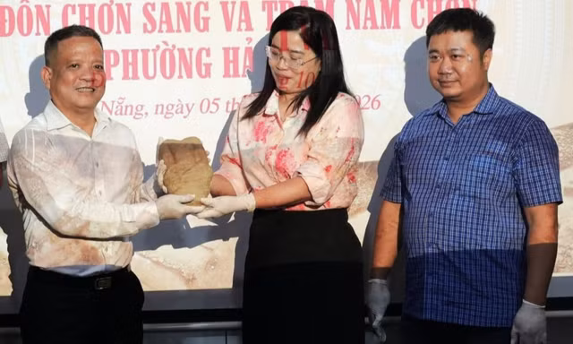 Hiện vật từ công trình quân sự triều Nguyễn dưới chân đèo Hải Vân