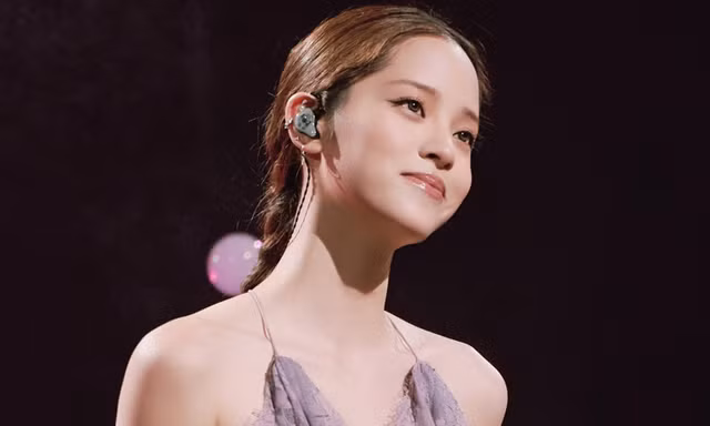 Hàng chục nghệ sĩ nhận chỉ trích