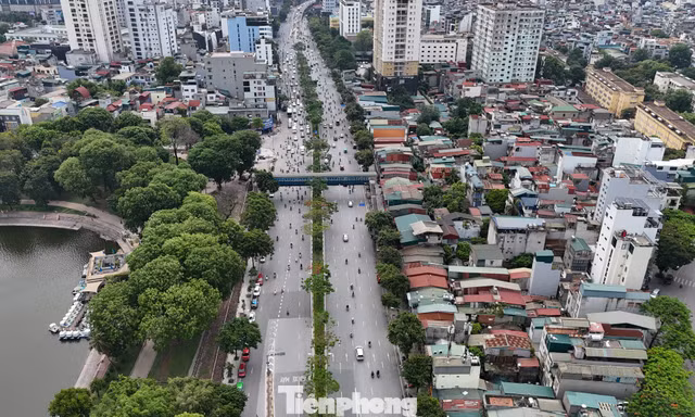 Cận cảnh khu vực sẽ di dời 110 hộ dân để làm bãi đỗ xe tĩnh trên đường Đại Cồ Việt