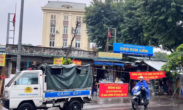 Chợ lâu đời ở Hà Nội đóng cửa sau 34 năm