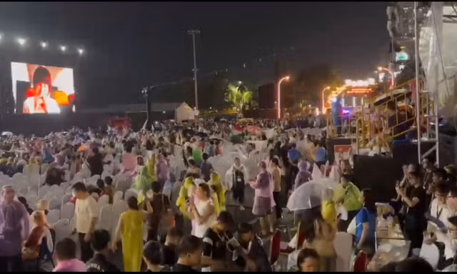 Bảo Ngọc và 110 thí sinh diễn dạ hội ở Chung kết Miss World