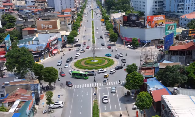 Hơn 25 tỷ đồng dỡ dải phân cách, chỉnh trang tuyến đường khu trung tâm Thái Nguyên