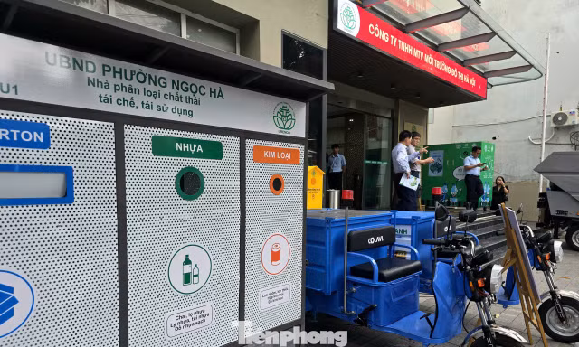 Hà Nội tính chuyển đổi sang xe rác điện: Cần giải bài toán chi phí 