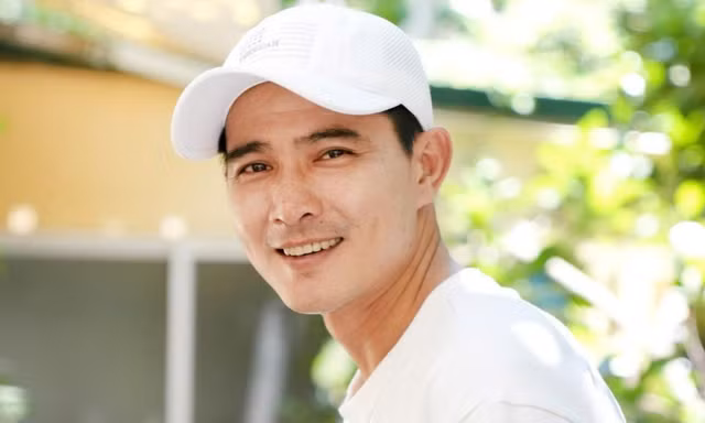 Quang Sự trở lại phim giờ vàng