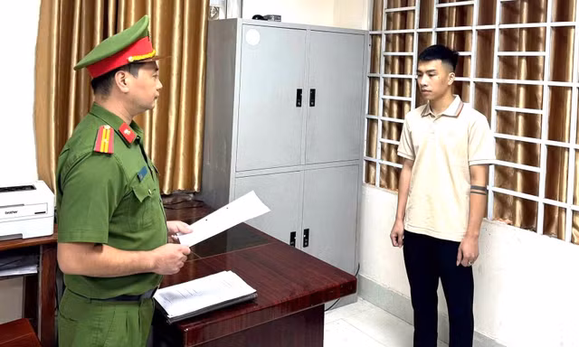 Thái Nguyên: Khởi tố chủ cửa hàng bán gần 1.000 sản phẩm giả mạo Adidas, Dior
