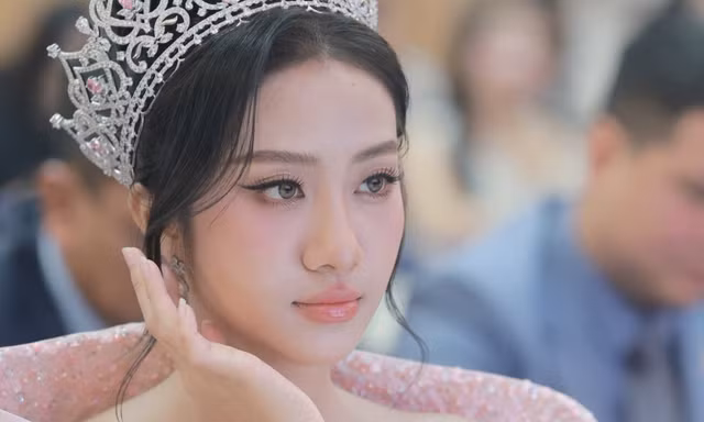 ‘Hoa hậu Đỗ Thị Hà, Thanh Thủy, Hà Trúc Linh không đẹp theo khuôn mẫu’