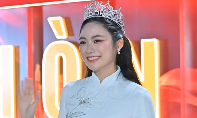 Á hậu Vân Nhi trở thành đại sứ du lịch Hải Phòng