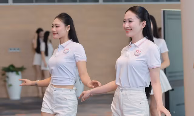 Thần thái tự tin của thí sinh Hoa hậu Việt Nam 2026