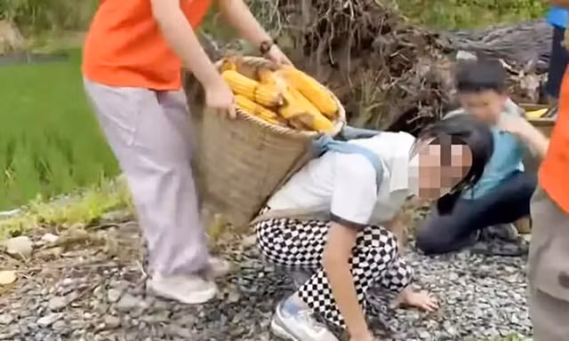 Chi hàng chục triệu đồng cho con 'nếm trải' gian khổ
