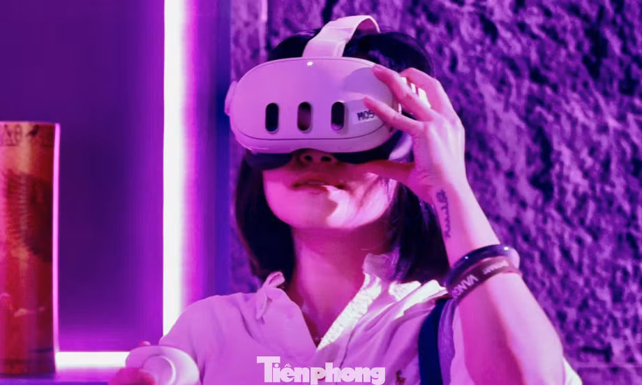 Triển lãm đưa người xem ‘xuyên không’