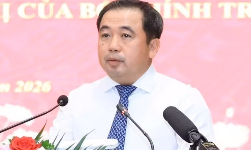Lắng nghe trí tuệ nhân dân khi điều chỉnh quy hoạch sông Hồng và Hồ Gươm