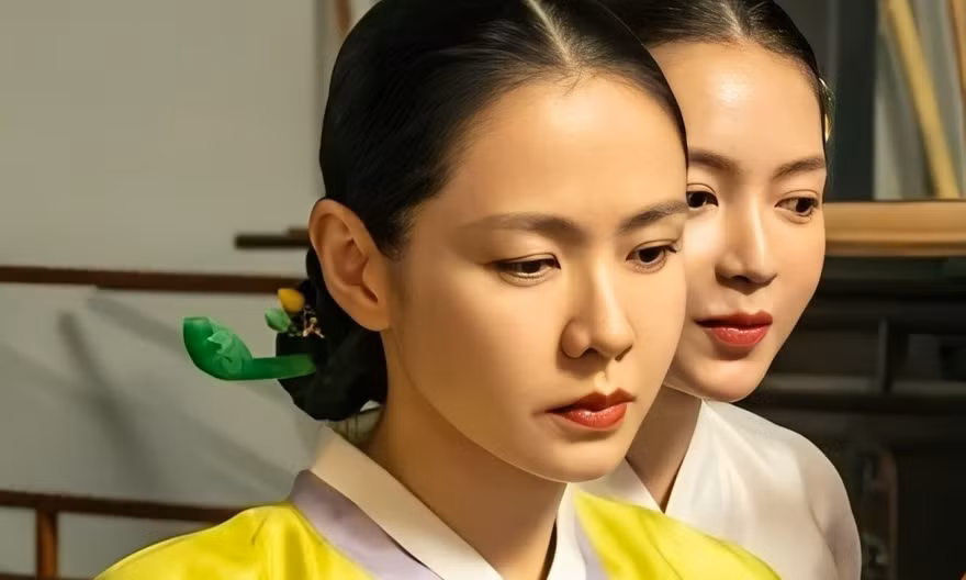 Son Ye Jin nói về vai diễn gây tranh cãi trong phim 19+