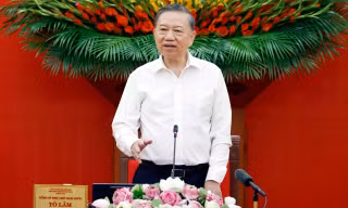 Tổng Bí thư, Chủ tịch nước: Thông tin đã có trong cơ sở dữ liệu thì không yêu cầu người dân, doanh nghiệp kê khai 