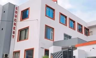 Chấn động: Hiệu trưởng trường quốc tế bị bắt do gian lận chứng nhận giáo dục