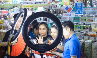 Sàn thương mại điện tử đồng loạt siết định danh người bán