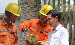 Chuyên gia giải mã lý do hóa đơn tiền điện tăng cao bất thường 