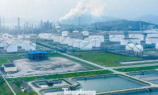 Nâng dự trữ xăng dầu lên 90 ngày: Bài toán không chỉ là xây kho
