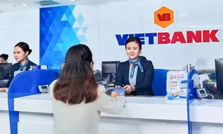 Loạt cổ phiếu tên tuổi sắp 'chuyển nhà' 