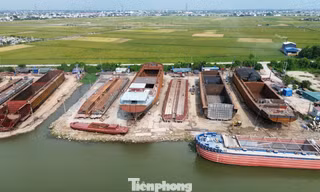 Ninh Bình: Chính quyền xã nói về xưởng đóng tàu quy mô lớn, hợp đồng thuê đất trái phép
