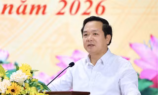Bí thư Tỉnh ủy Hưng Yên Phạm Quang Ngọc đối thoại với nhân dân 11 xã