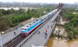 Xe máy được phép qua lại cầu Long Biên sau gần 2 tháng sửa chữa