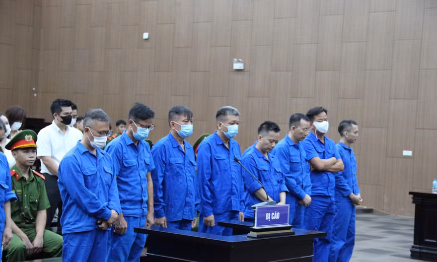 Vụ cựu Thứ trưởng Nguyễn Bá Hoan: Chủ doanh nghiệp khai 'nếu không chi tiền chắc chắn không thuận lợi'