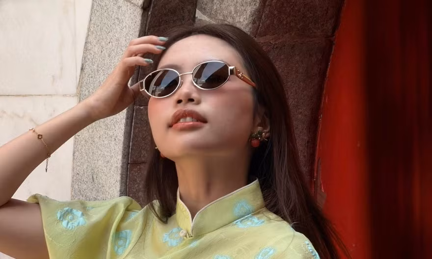 Phương Mỹ Chi một mình đấu gần 60 nghệ sĩ