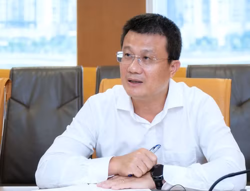ong-nguyen-tuan-quang.png