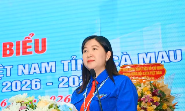 Chị Nguyễn Thị Thuý Duy làm Chủ tịch Hội LHTN Việt Nam tỉnh Cà Mau khóa I