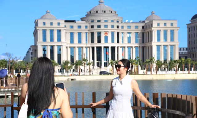 Trụ sở Tòa án, Viện kiểm sát ở Quảng Ninh thu hút giới trẻ đến check-in