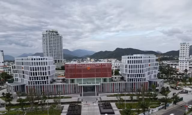 Trung tâm hành chính của Khánh Hòa chuyển về Cam Lâm, các trụ sở tại Nha Trang sẽ xử lý thế nào?