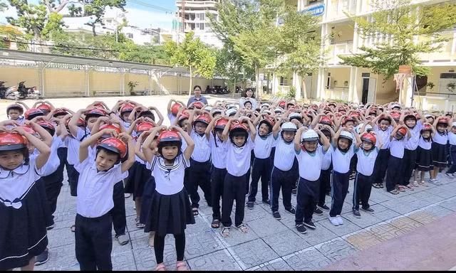 Một trường tiểu học ở Nha Trang có 287 lớp, hơn 10.500 học sinh sau sáp nhập